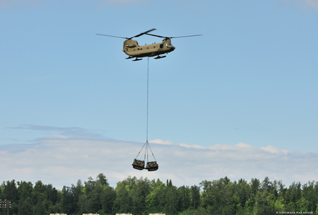 Boeing CH-47F Chinook