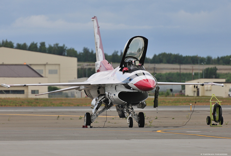 Thunderbirds - Lockheed Martin F-16C Fighting Falcon