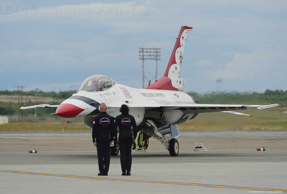 Thunderbirds - Lockheed Martin F-16C Fighting Falcon Thunderbirds - Lockheed Martin F-16C Fighting Falcon
