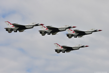 Thunderbirds - Lockheed Martin F-16C Fighting Falcon