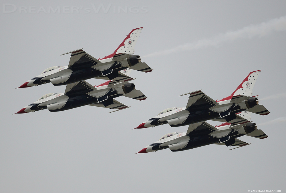 Thunderbirds - Lockheed Martin F-16C Fighting Falcon Thunderbirds - Lockheed Martin F-16C Fighting Falcon