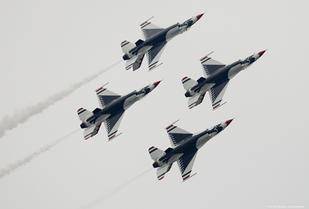 Thunderbirds - Lockheed Martin F-16C Fighting Falcon