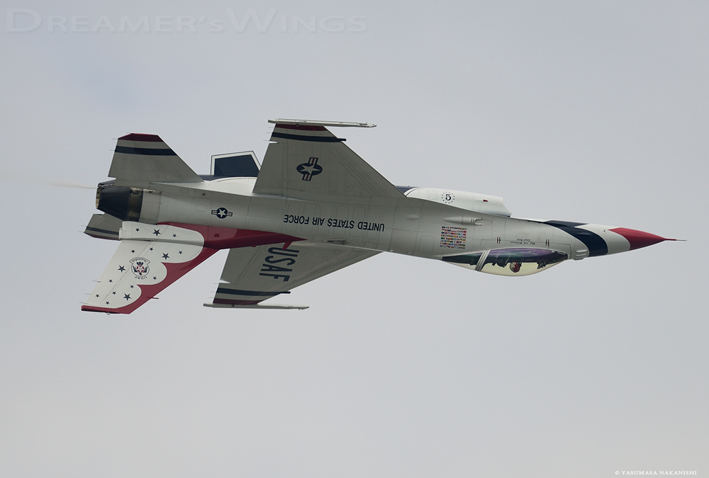Thunderbirds - Lockheed Martin F-16C Fighting Falcon Thunderbirds - Lockheed Martin F-16C Fighting Falcon