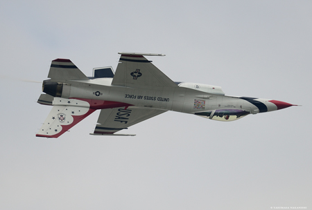 Thunderbirds - Lockheed Martin F-16C Fighting Falcon