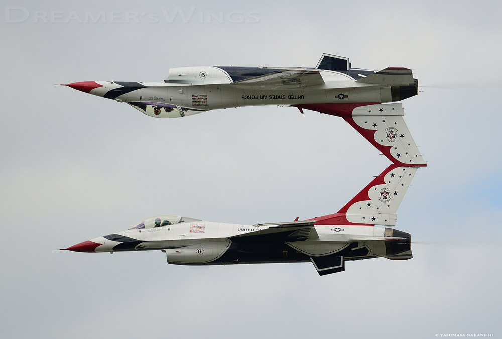 Thunderbirds - Lockheed Martin F-16C Fighting Falcon Thunderbirds - Lockheed Martin F-16C Fighting Falcon