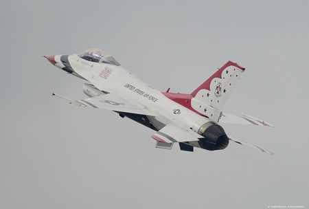 Thunderbirds - Lockheed Martin F-16C Fighting Falcon