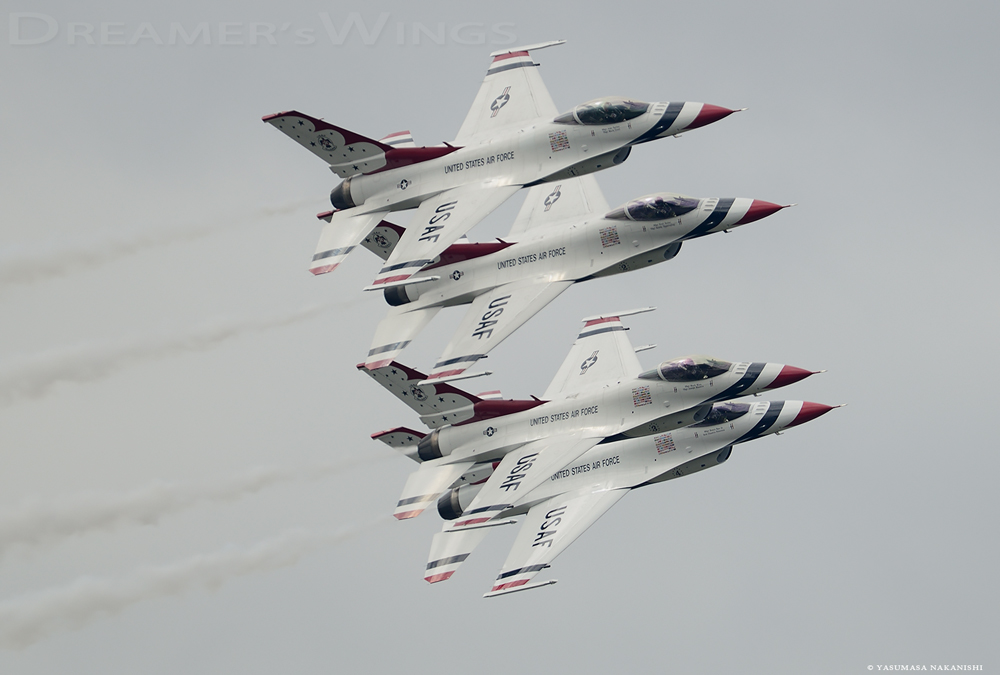 Thunderbirds - Lockheed Martin F-16C Fighting Falcon Thunderbirds - Lockheed Martin F-16C Fighting Falcon