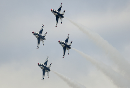 Thunderbirds - Lockheed Martin F-16C Fighting Falcon