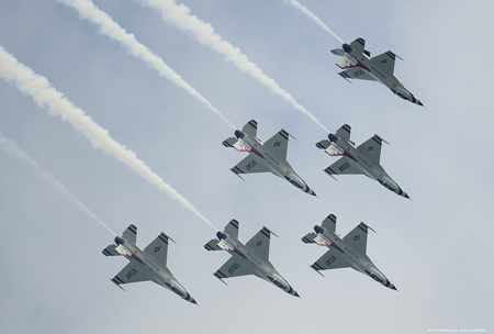 Thunderbirds - Lockheed Martin F-16C Fighting Falcon