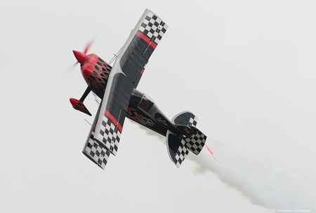 Skip Stewart Airshows - Pitts S-2S Special
