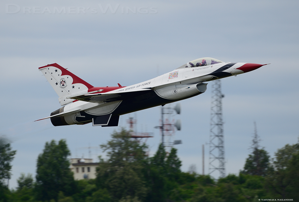 Thunderbirds - Lockheed Martin F-16C Fighting Falcon Thunderbirds - Lockheed Martin F-16C Fighting Falcon