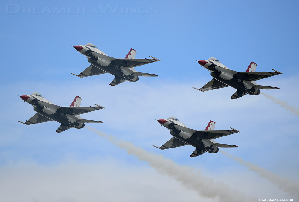 Thunderbirds Thunderbirds - Lockheed Martin F-16C Fighting Falcon - Lockheed Martin F-16C Fighting Falcon