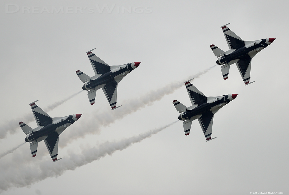 Thunderbirds - Lockheed Martin F-16C Fighting Falcon Thunderbirds - Lockheed Martin F-16C Fighting Falcon