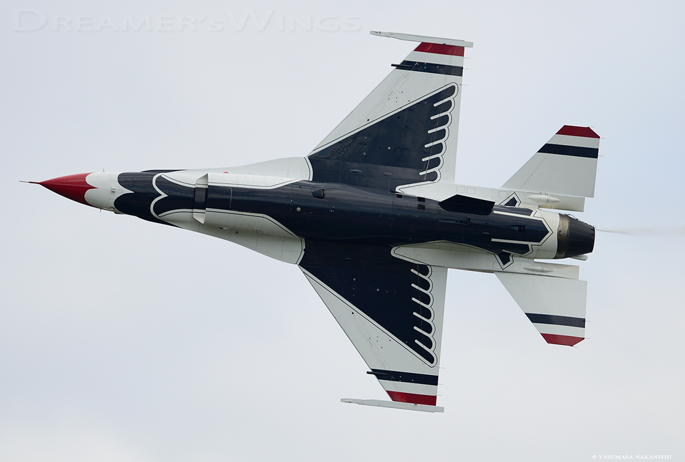 Thunderbirds - Lockheed Martin F-16C Fighting Falcon Thunderbirds - Lockheed Martin F-16C Fighting Falcon