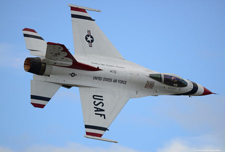Thunderbirds - Lockheed Martin F-16C Fighting Falcon