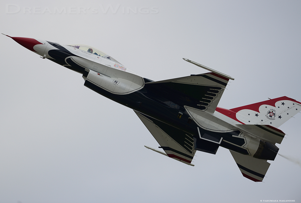 Thunderbirds - Lockheed Martin F-16C Fighting Falcon Thunderbirds - Lockheed Martin F-16C Fighting Falcon