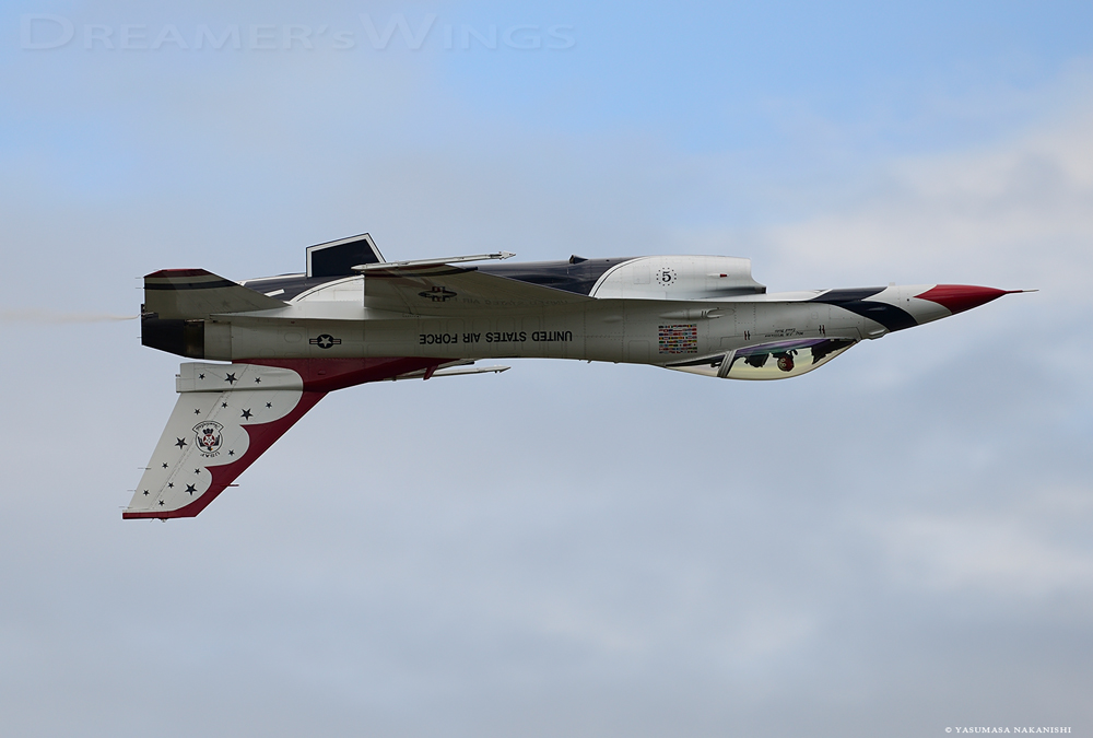 Thunderbirds - Lockheed Martin F-16C Fighting Falcon Thunderbirds - Lockheed Martin F-16C Fighting Falcon