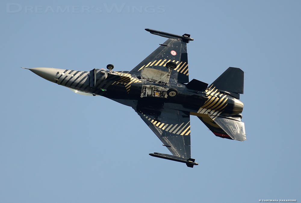 Lockheed Martin F-16C Fighting Falcon Lockheed Martin F-16C Fighting Falcon