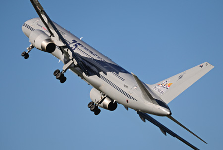 Boeing 757-2K2