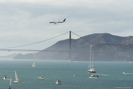 United Airlines - B777-200